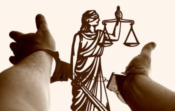 Denunciare il falso: ecco cosa si rischia 