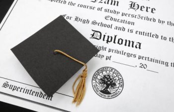 Diploma di maturità: come ritirarlo e quanto costa