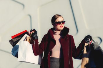 Merce contraffatta: cosa rischia chi la acquista