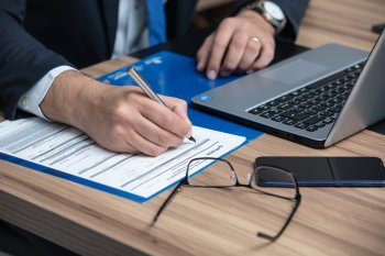 Rinuncia eredità: tempistiche, quando conviene e conseguenze
