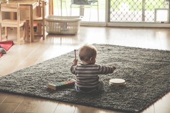 Dipendenti pubblici, sì al trasferimento dove risiedono i figli fino a 3 anni