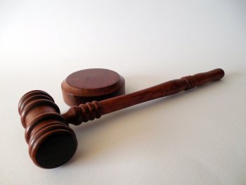 Ricorso inammissibile, TAR Lazio condanna i Marescialli a pagare 3.500 euro 