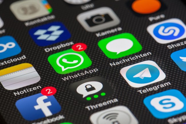 La Polizia può controllare WhatsApp?