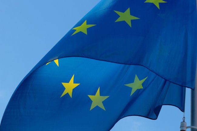L'Unione Europea stanzia 13 milioni per le Forze Armate di questo Paese (non è l'Italia)