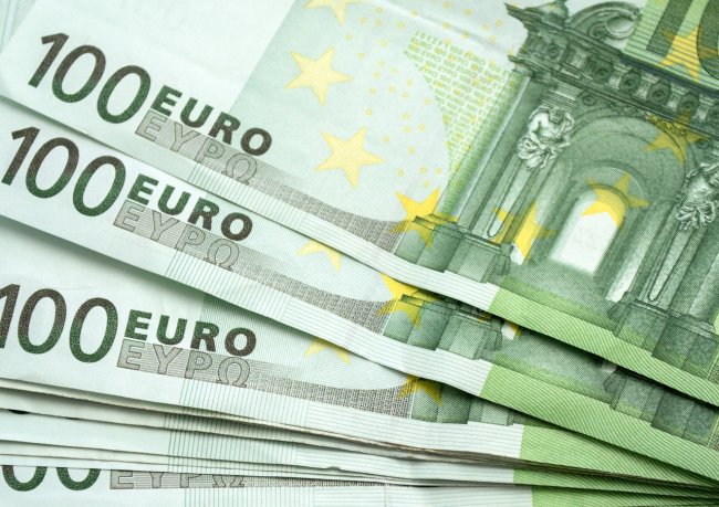 Bonus Natale, quando arrivano i 100 euro e chi ne ha diritto